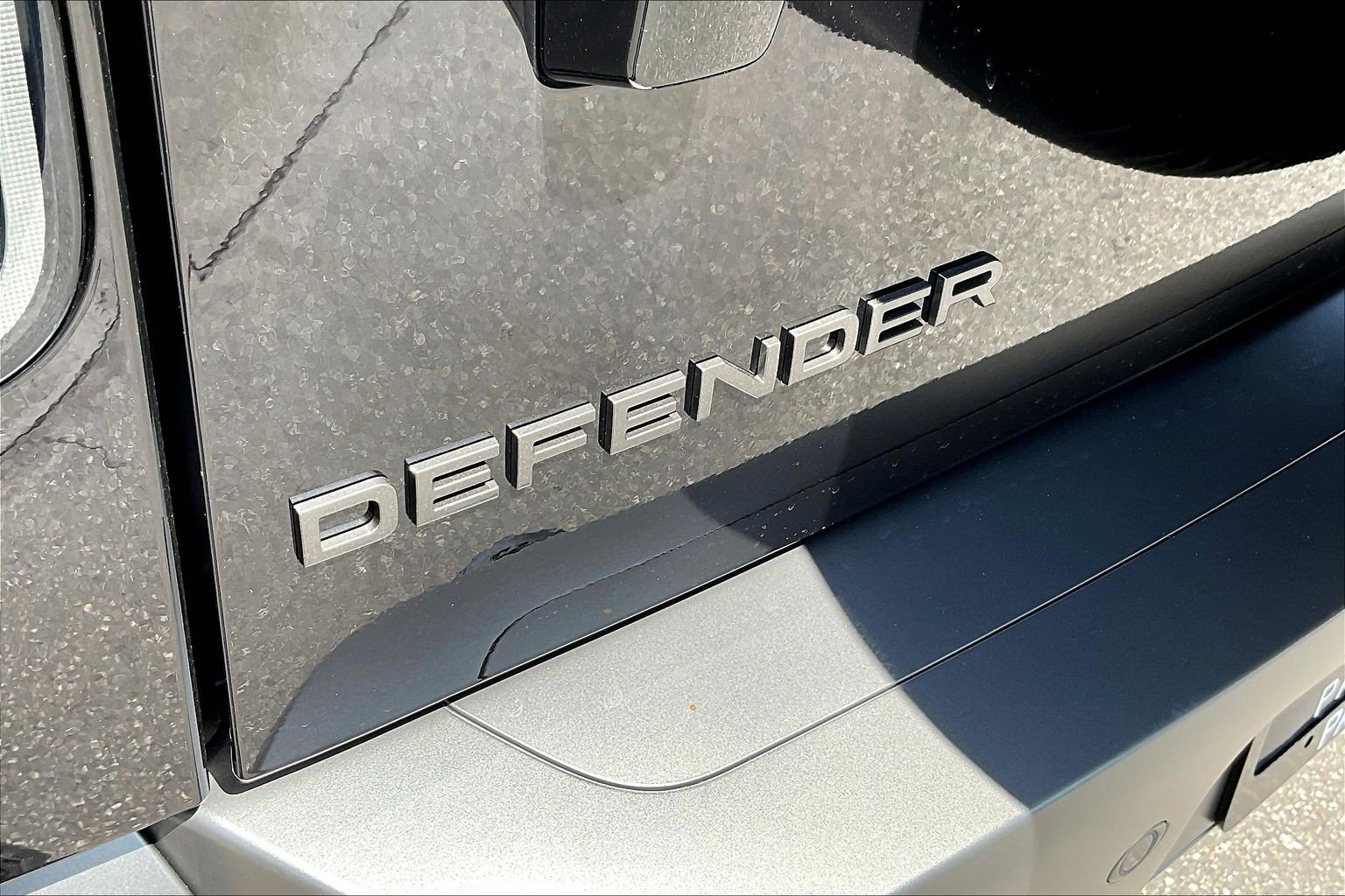 New 2026 Land Rover Defender 130 V8 AWD/4WD image 7