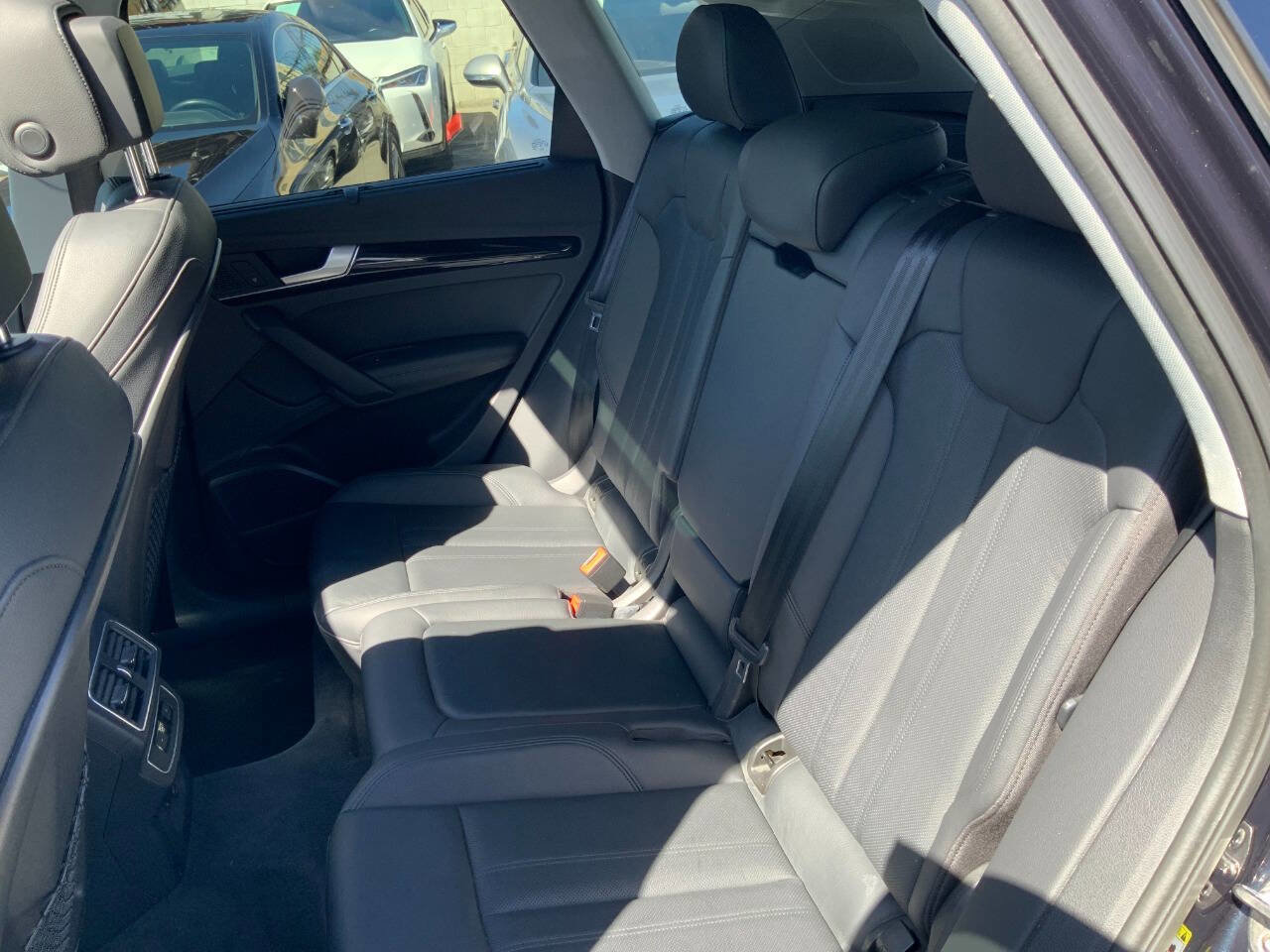 Used 2018 Audi Q5 Prestige w/ Prestige Package AWD/4WD image 32