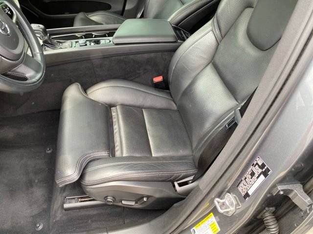 Used 2021 Volvo XC60 T5 Inscription w/ Climate Package AWD/4WD image 17