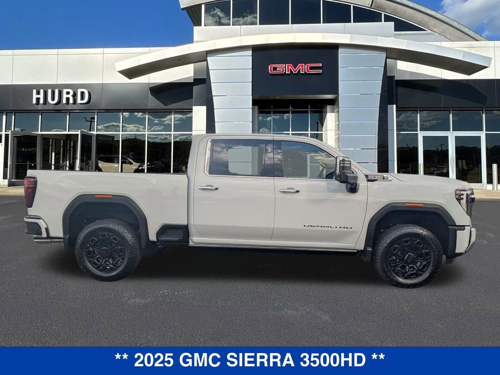 New 2025 GMC Sierra 3500 Denali w/ Denali Reserve Package image 3