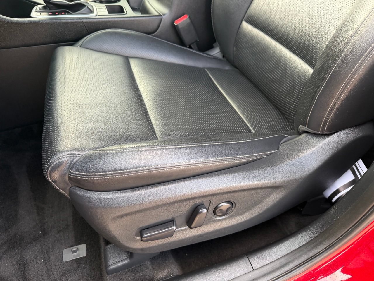 Used 2020 Kia Sportage EX FWD image 29