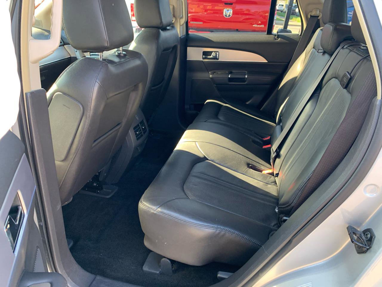 Used 2014 Lincoln MKX AWD image 9