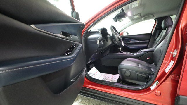 Used 2020 MAZDA CX-30 AWD w/ Select Package image 9