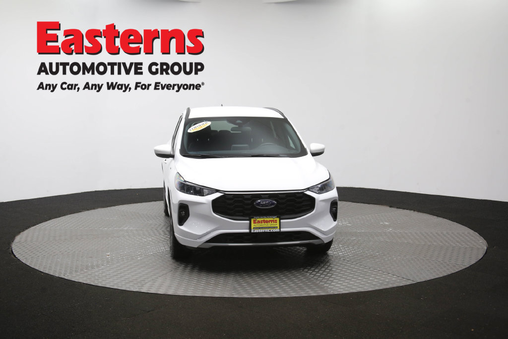 Used 2023 Ford Escape ST-Line Select AWD/4WD image 52