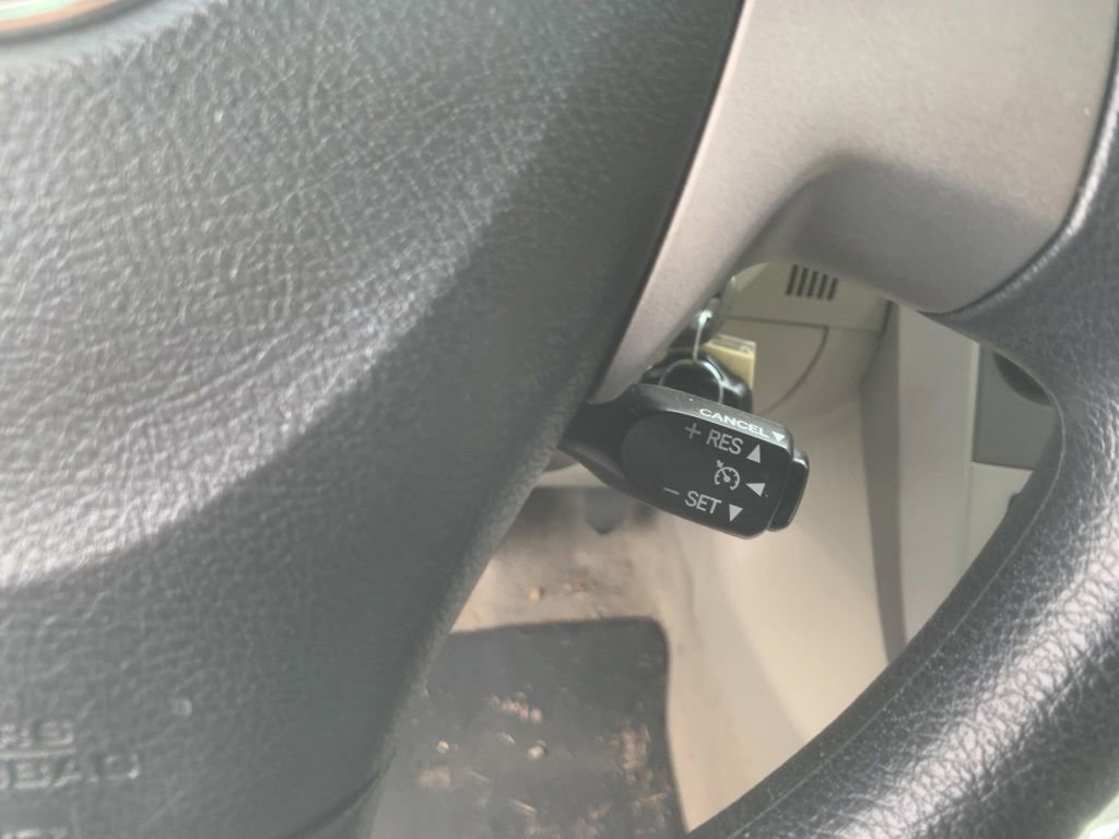 Used 2013 Toyota Corolla LE FWD image 11