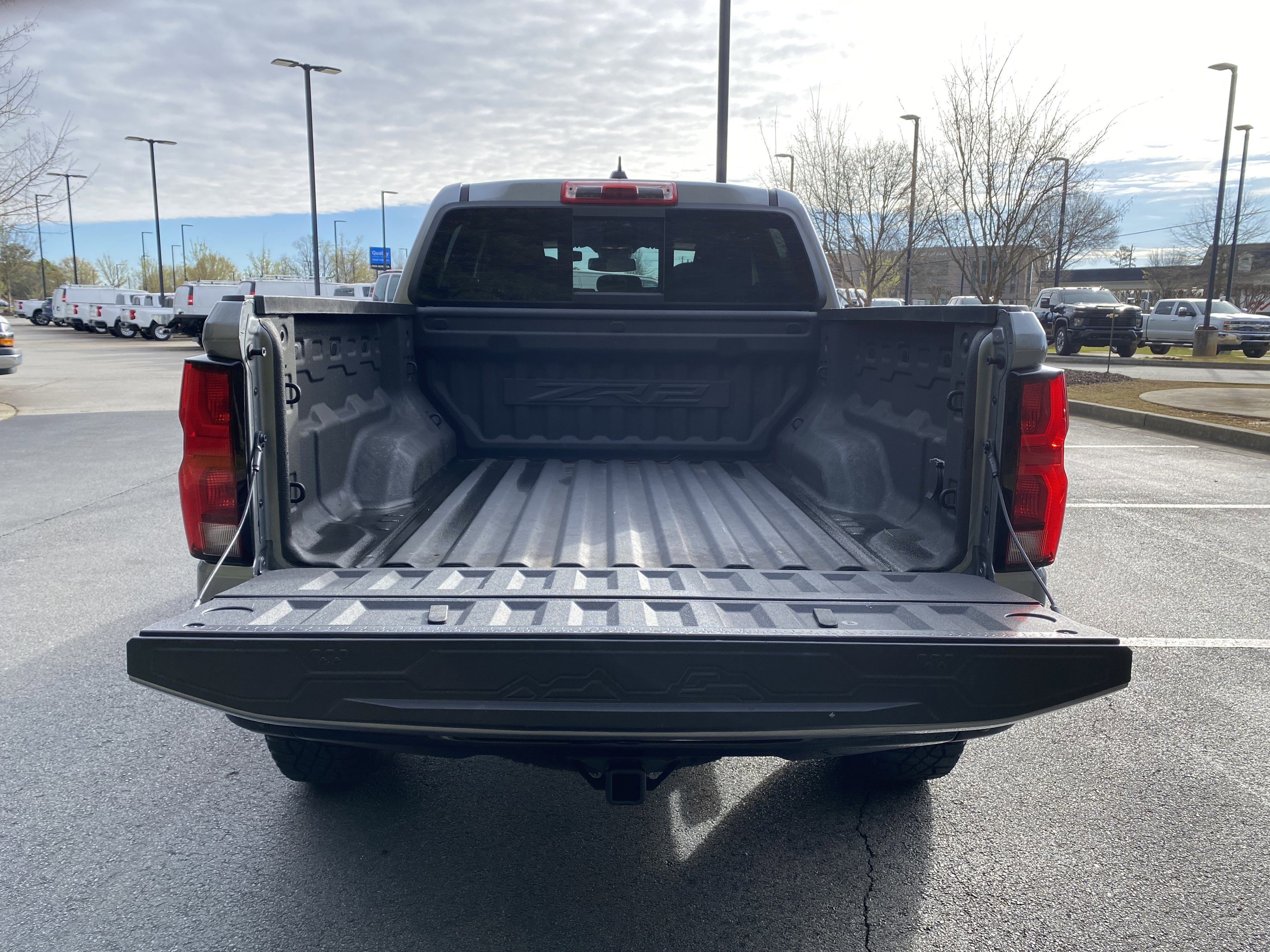 Used 2024 Chevrolet Colorado ZR2 w/ Safety Package image 11