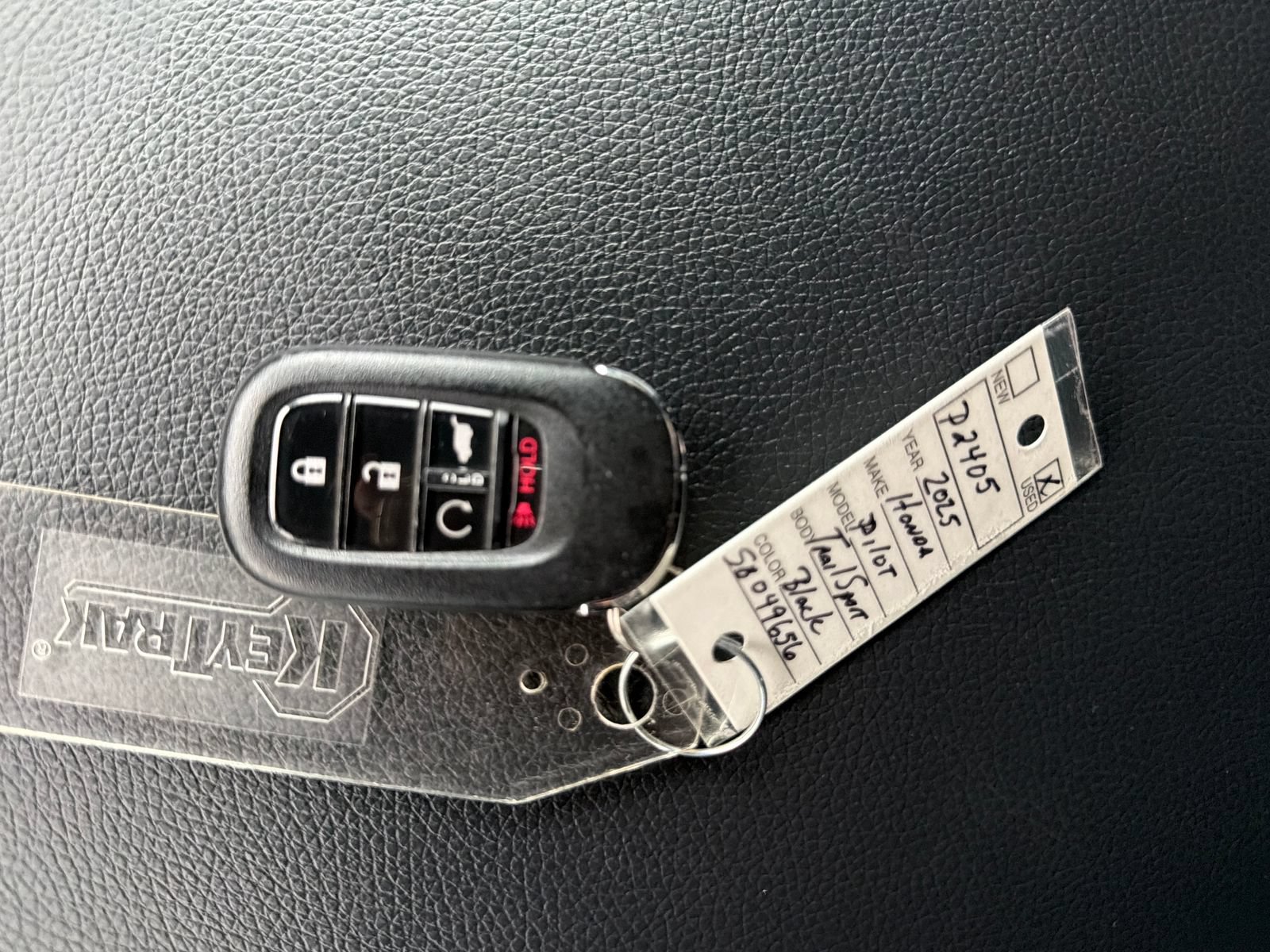 Used 2025 Honda Pilot TrailSport image 30