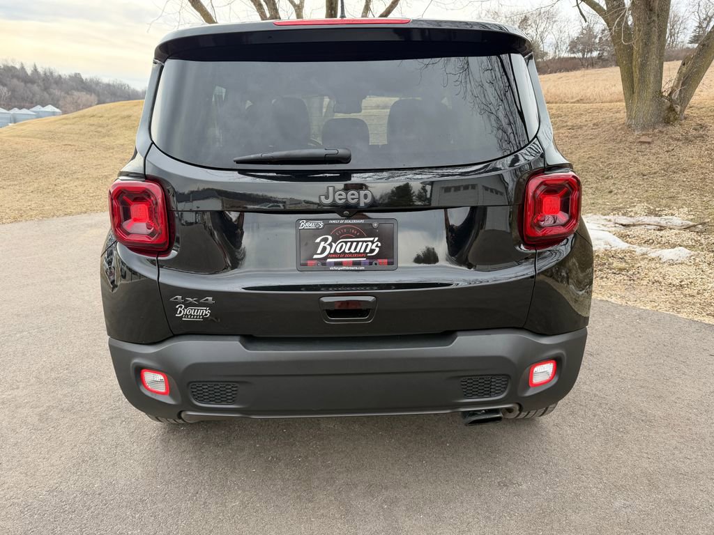 Used 2020 Jeep Renegade Altitude image 5