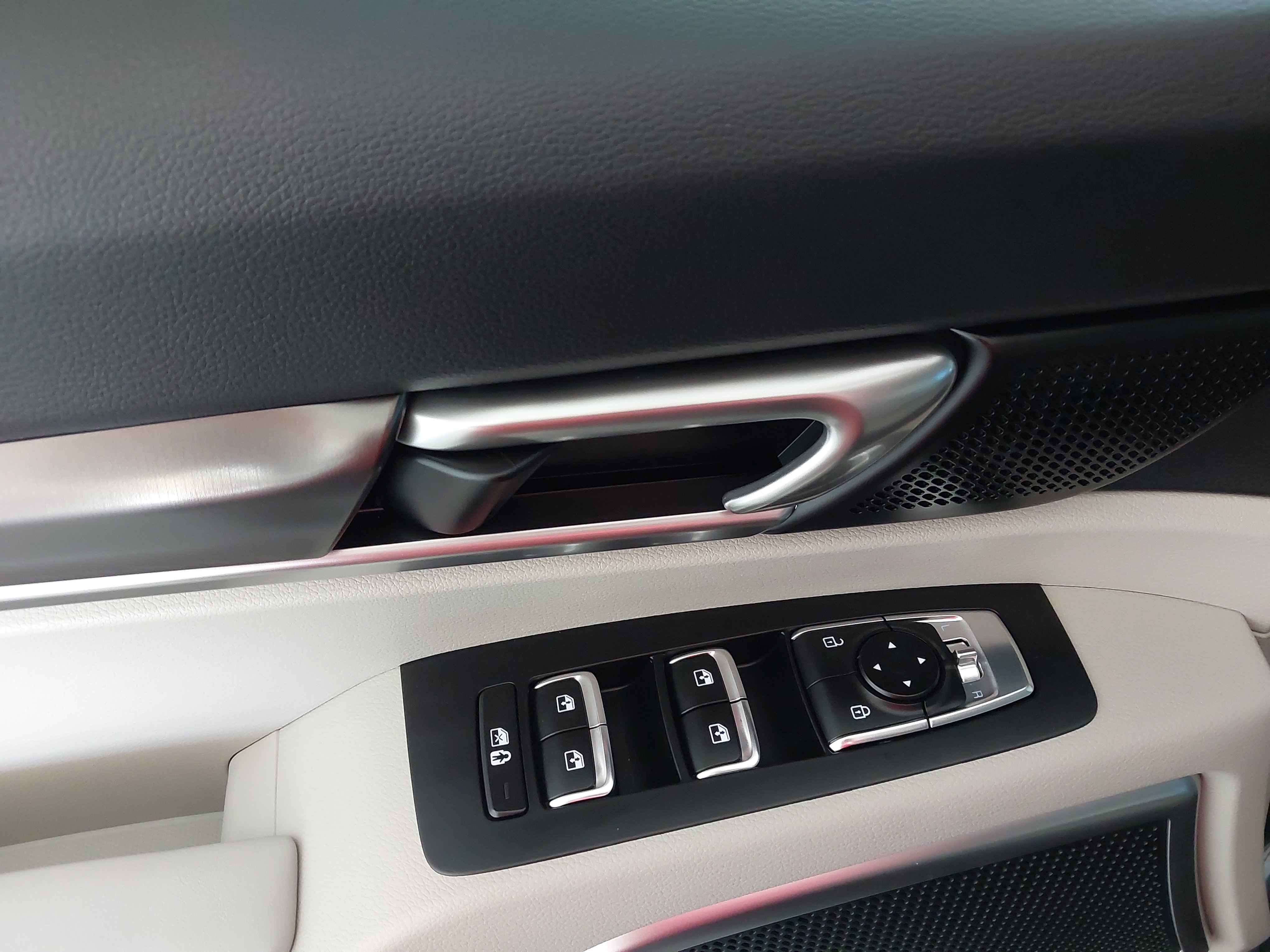 Used 2024 Kia Telluride S w/ S Sunroof Package image 26