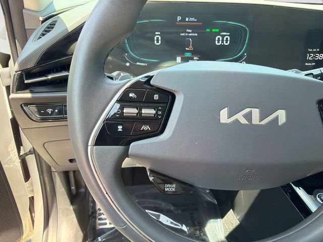 Used 2023 Kia Niro EX Touring FWD image 60