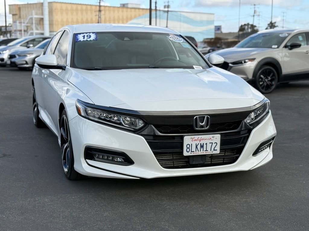 Used 2019 Honda Accord Sport image 3