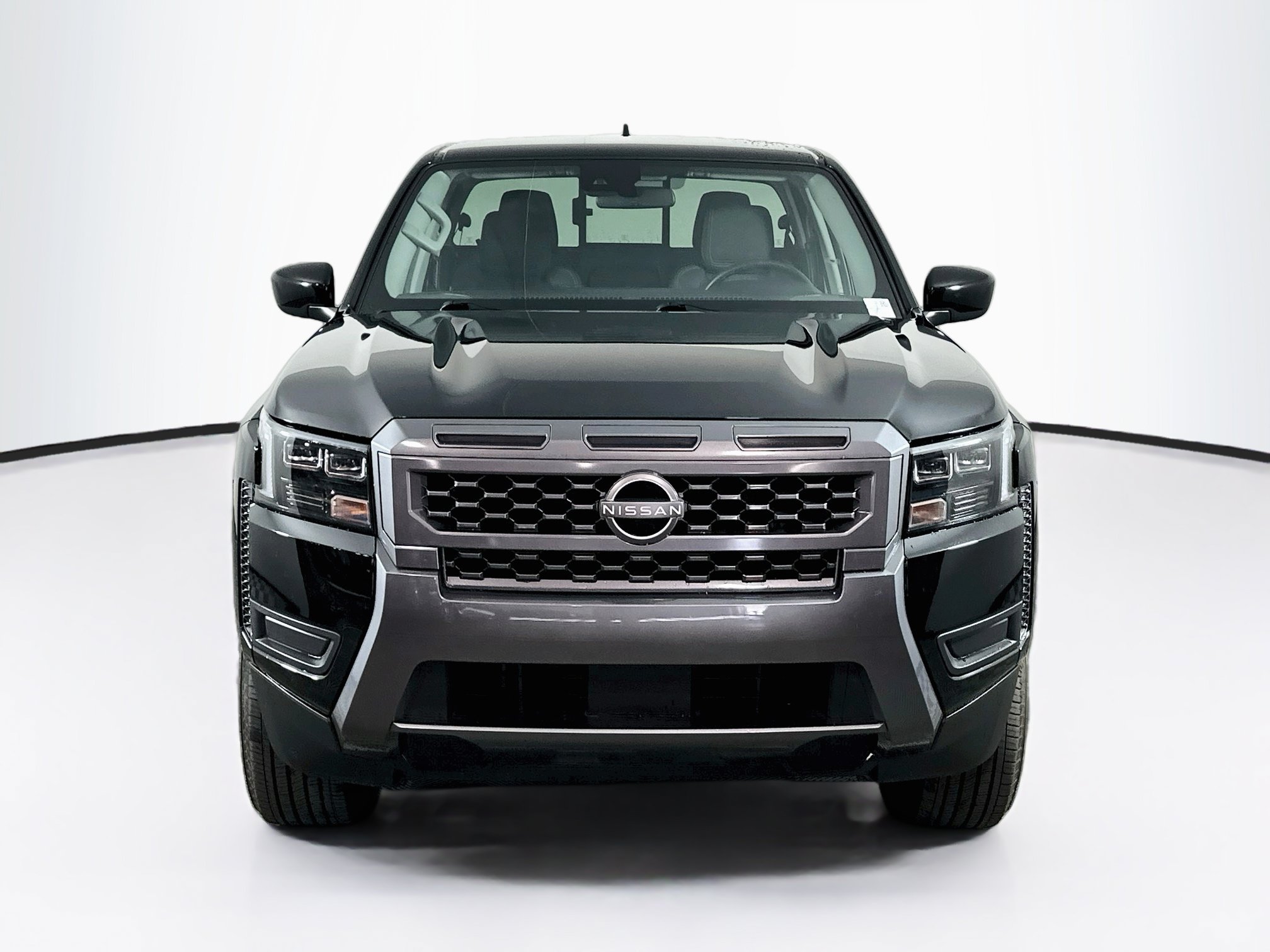 Used 2026 Nissan Frontier SV RWD image 2