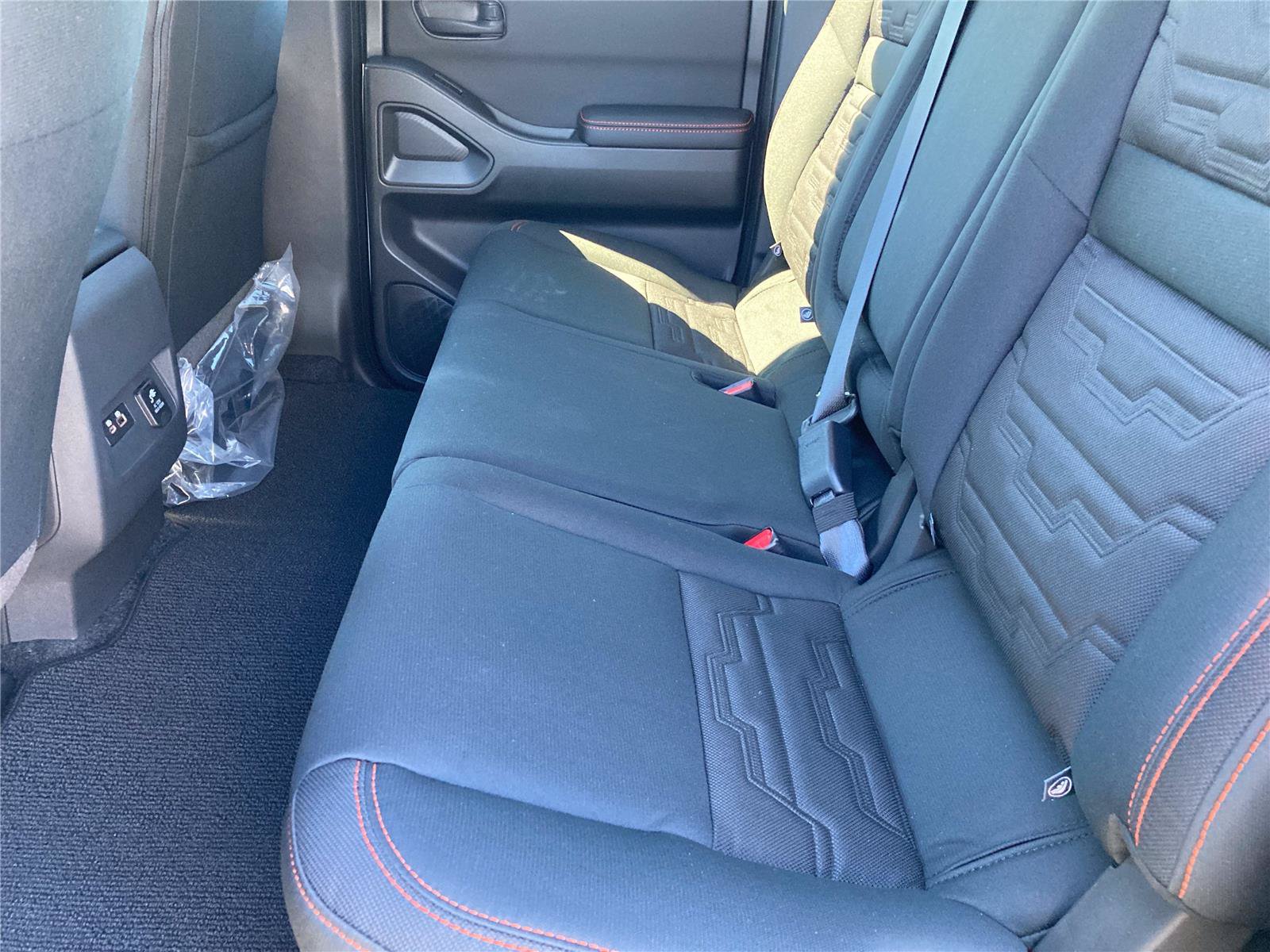 New 2026 Nissan Frontier Pro-X w/ Pro-X Convenience Package RWD image 27