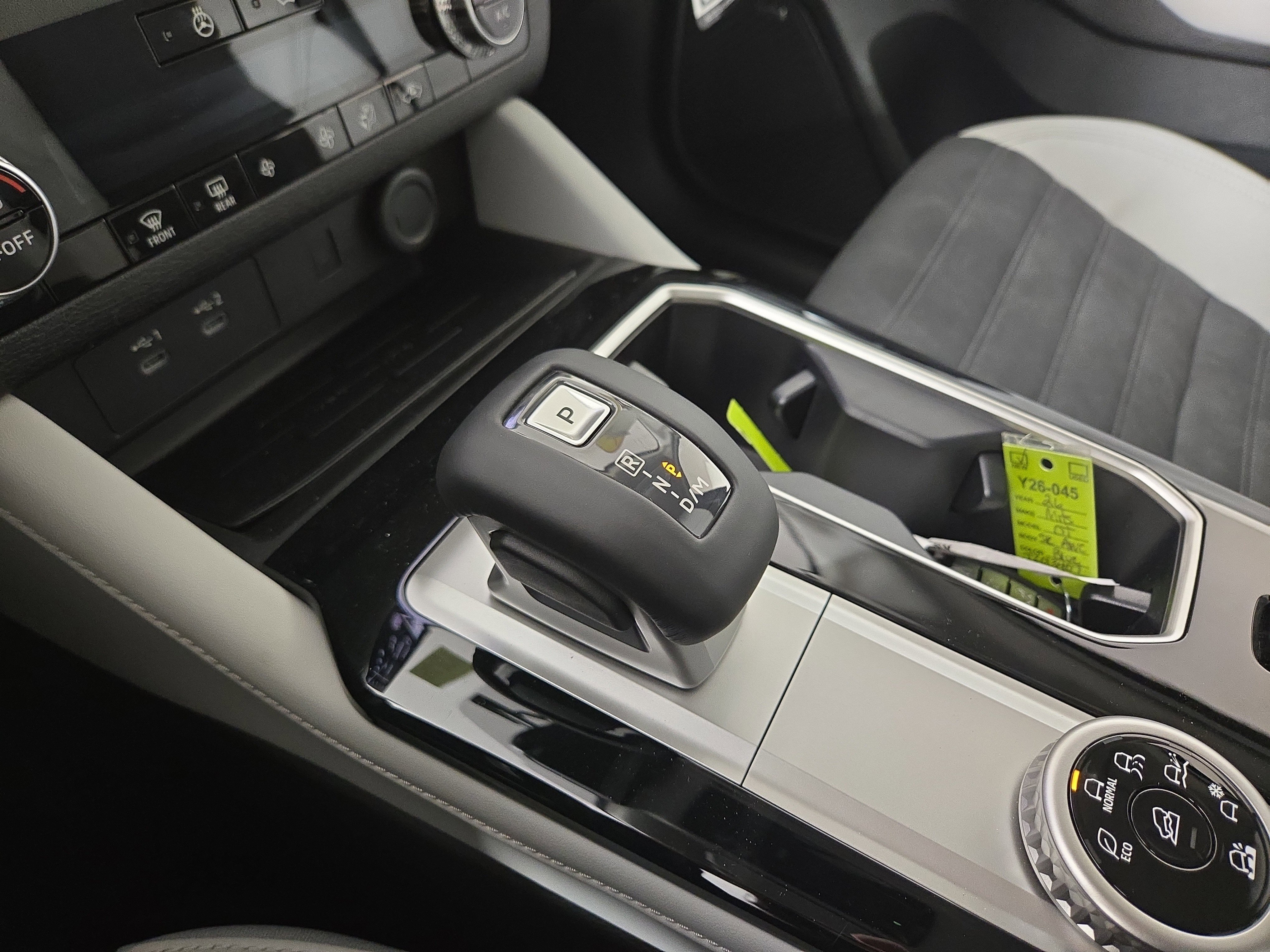 New 2026 Mitsubishi Outlander SE image 23