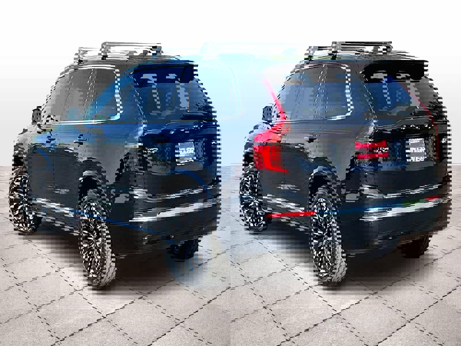 Used 2026 Volvo XC90 T8 Ultra w/ Lounge Package image 15