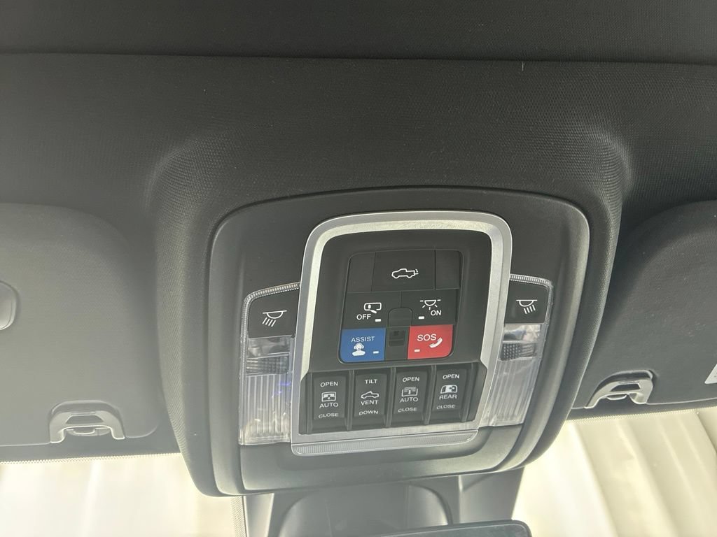 Used 2020 RAM 1500 Limited AWD/4WD image 21