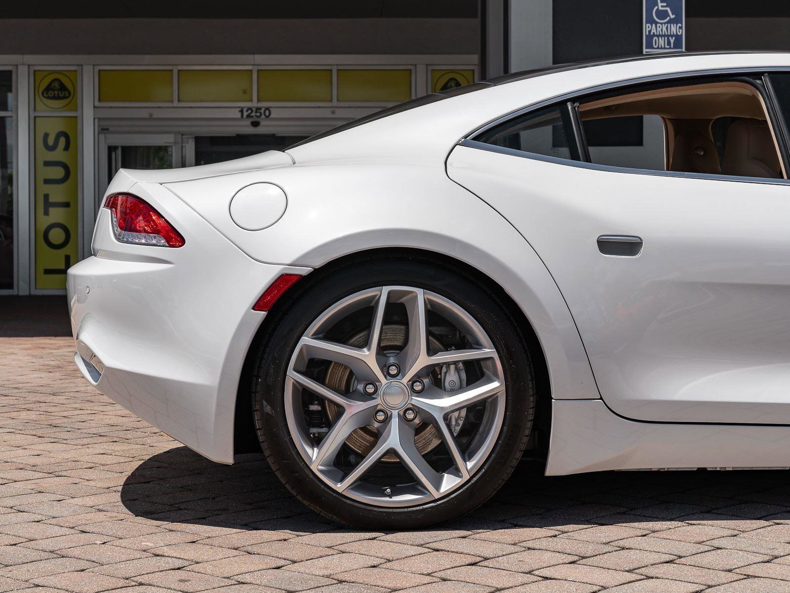 Used 2018 Karma Revero Luxury RWD image 27