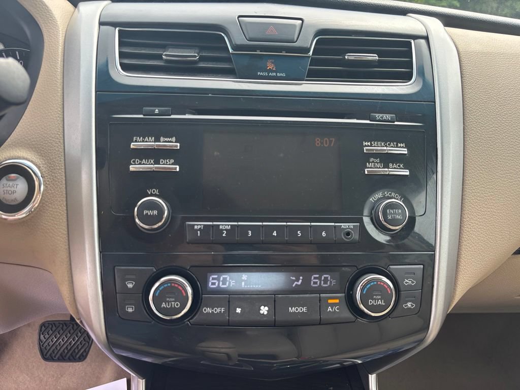 Used 2013 Nissan Altima 2.5 SL w/ 2.5 Moonroof Pkg FWD image 22
