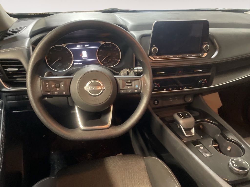 Used 2024 Nissan Rogue SV image 13