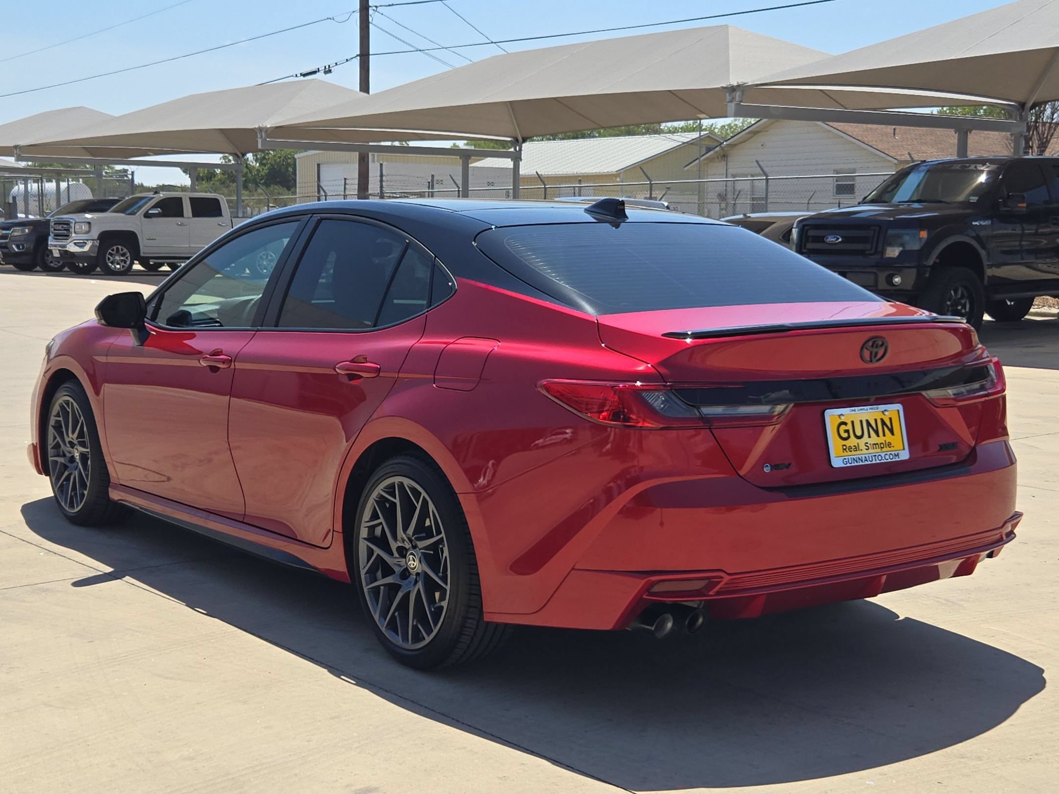 Used 2026 Toyota Camry XSE FWD image 5