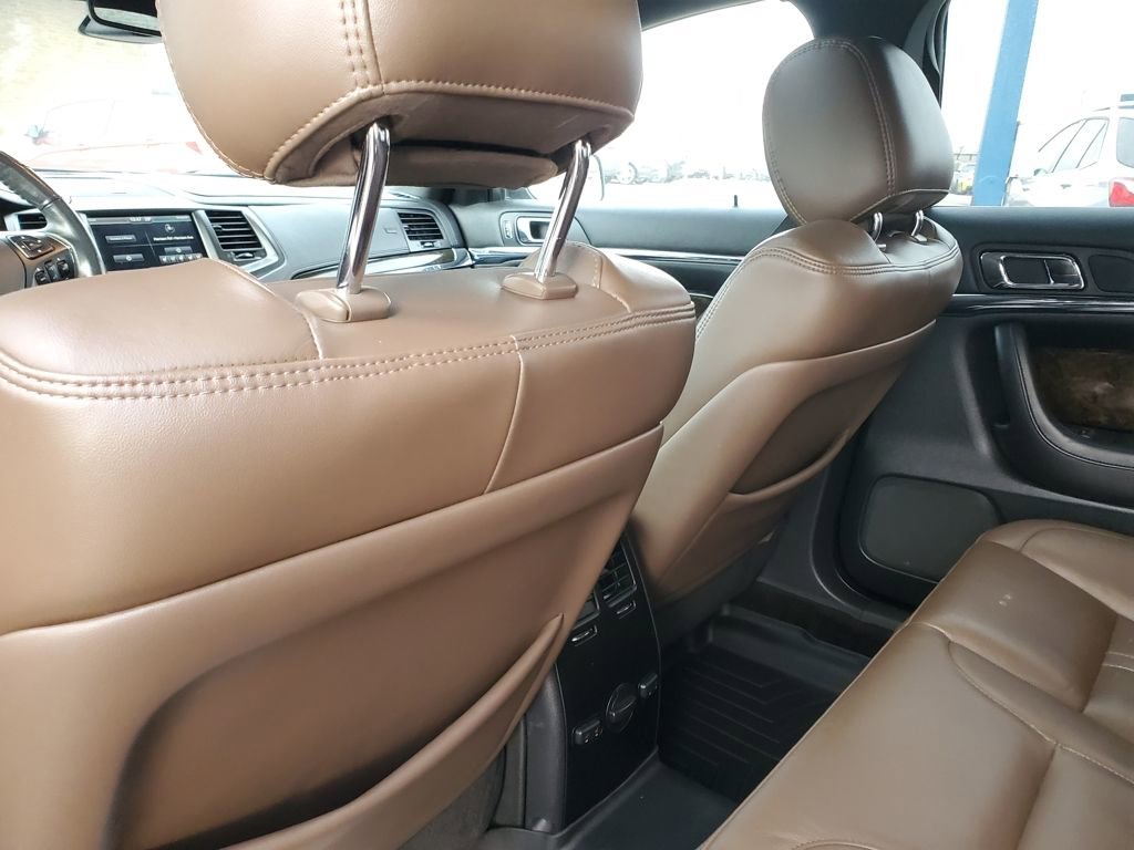 Used 2014 Lincoln MKS AWD w/ Equipment Group 201A image 9