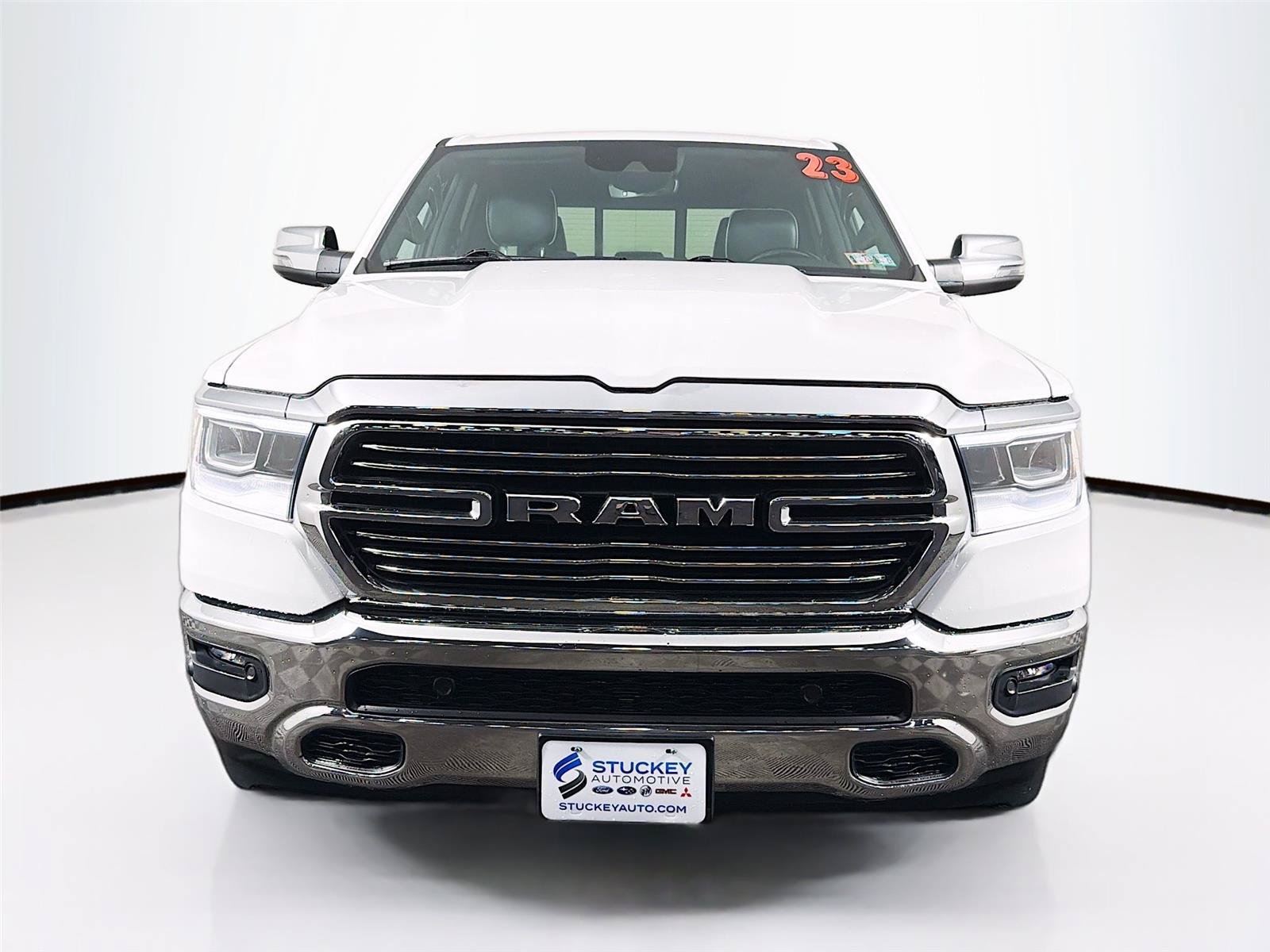 Used 2023 RAM 1500 Laramie AWD/4WD image 6