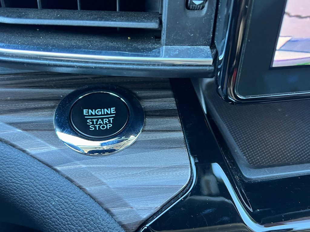 Used 2023 Ford Explorer Limited w/ Equipment Group 301A image 37