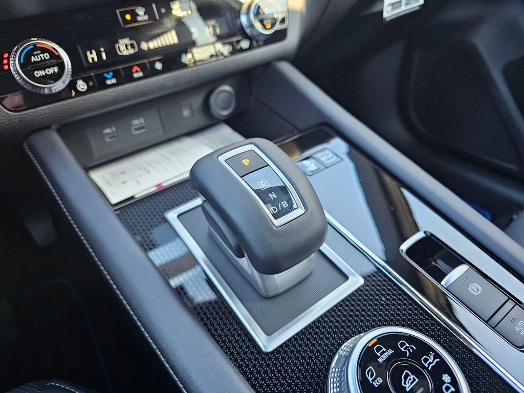 New 2025 Mitsubishi Outlander SEL Black Edition image 25