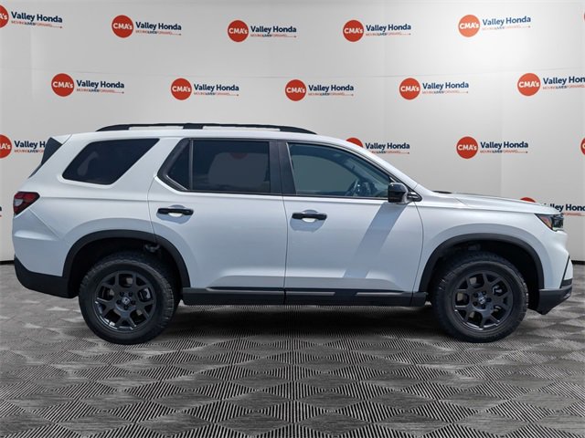 New 2025 Honda Pilot TrailSport image 4