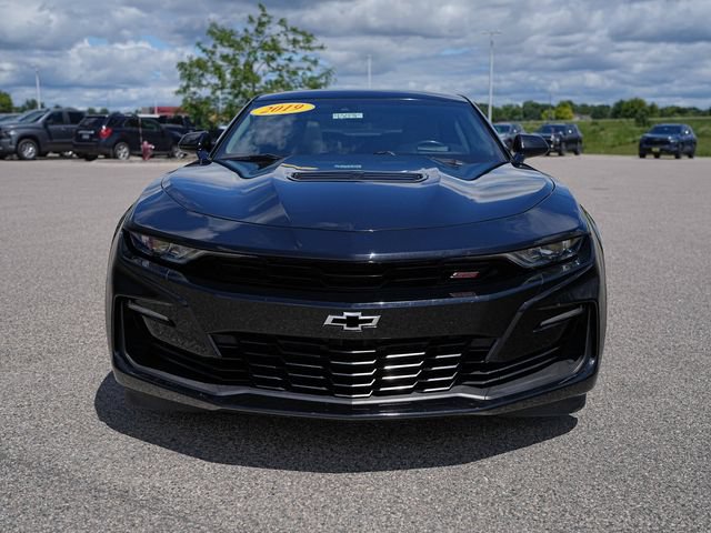 Used 2019 Chevrolet Camaro SS RWD image 2