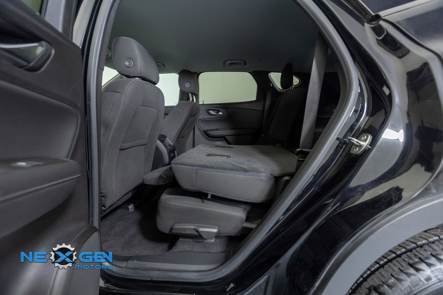 Used 2020 Chevrolet Blazer LT FWD image 26