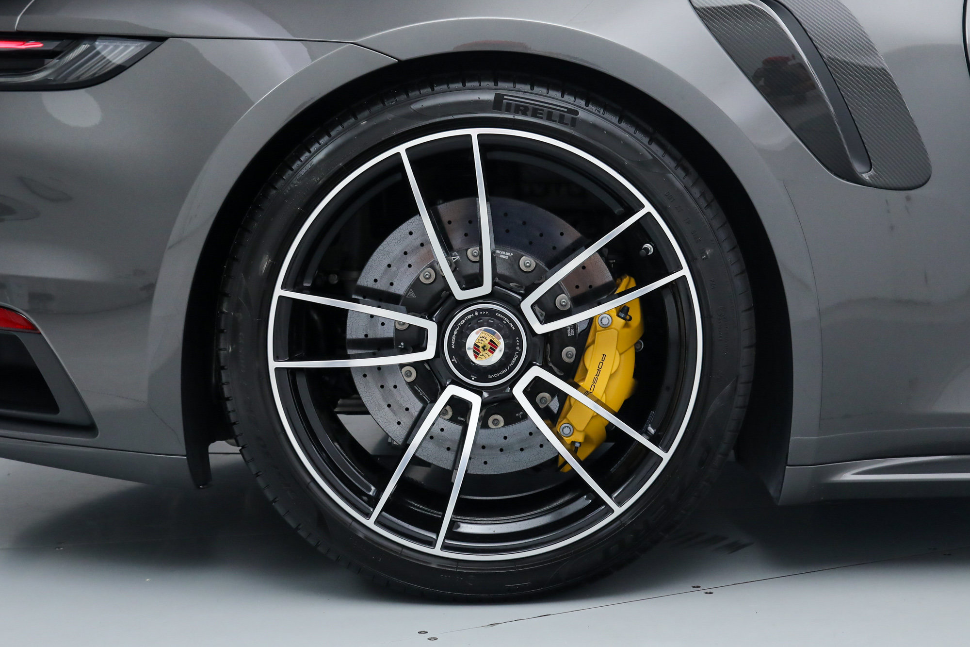 Used 2022 Porsche 911 Turbo S AWD/4WD image 40