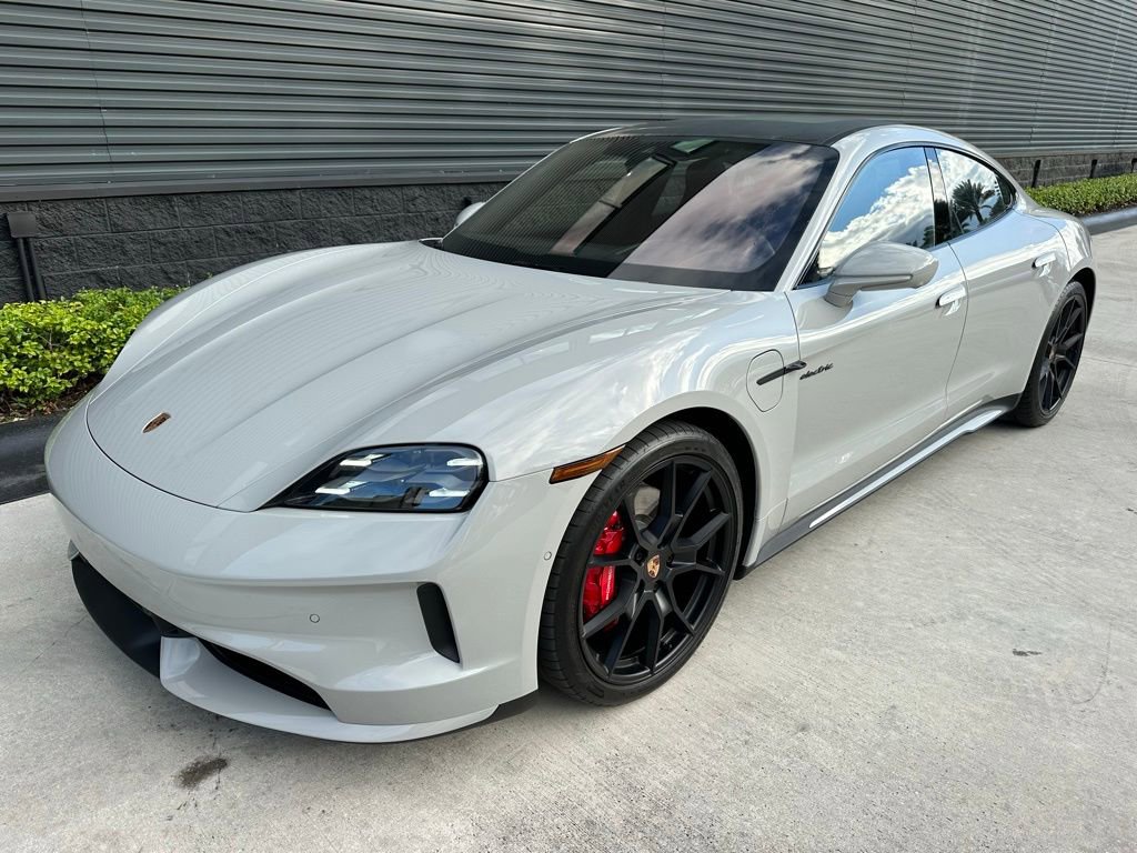 Used 2025 Porsche Taycan 4S image 7