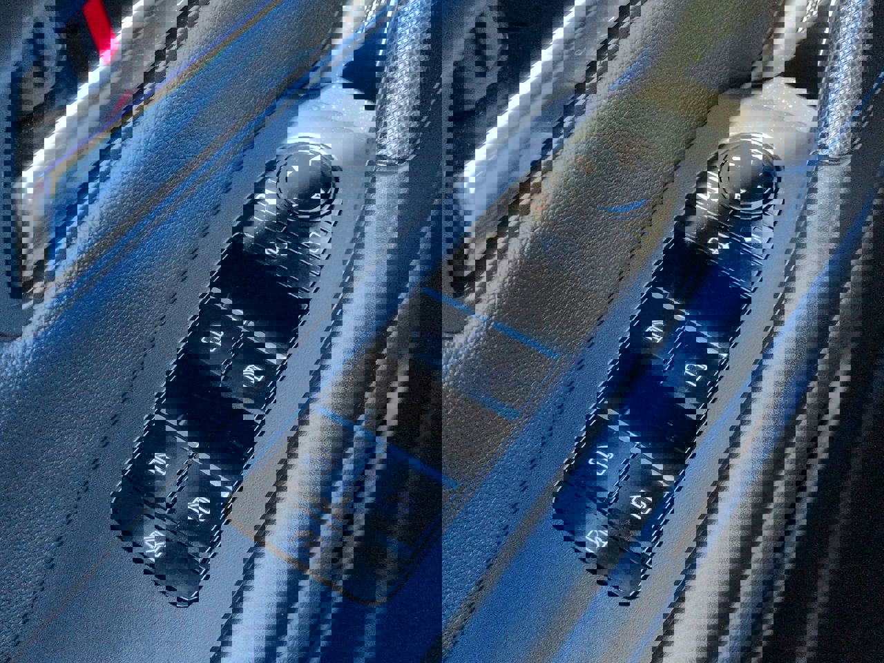 Used 2024 MAZDA CX-50 2.5 Turbo w/ Cargo Package image 23