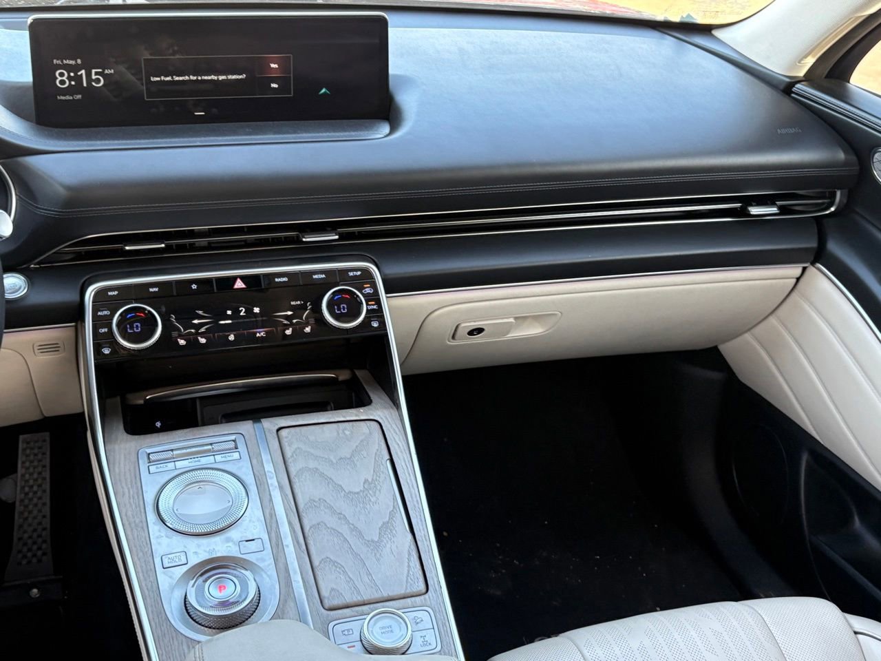 Used 2022 Genesis GV80 2.5T w/ Prestige Package 04 AWD/4WD image 11