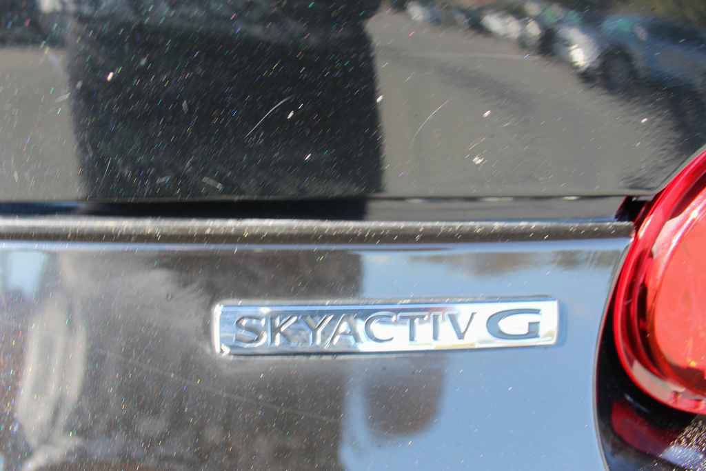 Used 2020 MAZDA MX-5 Miata RF Grand Touring RWD image 8