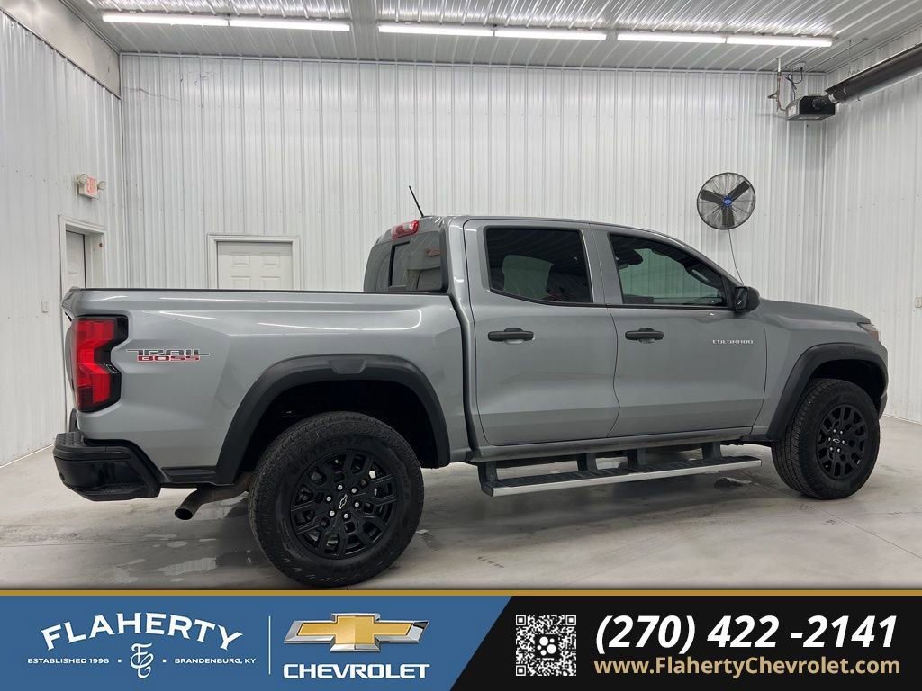 Used 2024 Chevrolet Colorado Trail Boss w/ Technology Package image 2