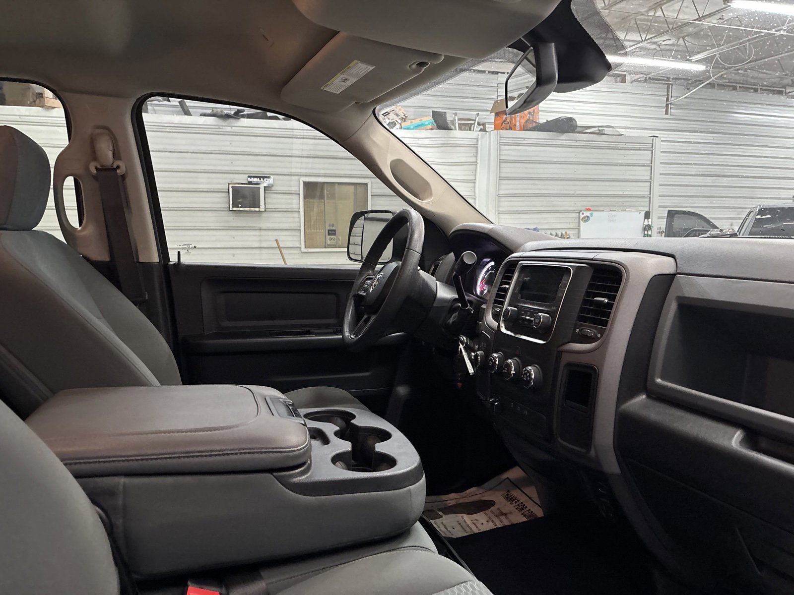 Used 2018 RAM 2500 Tradesman w/ Chrome Appearance Group image 27