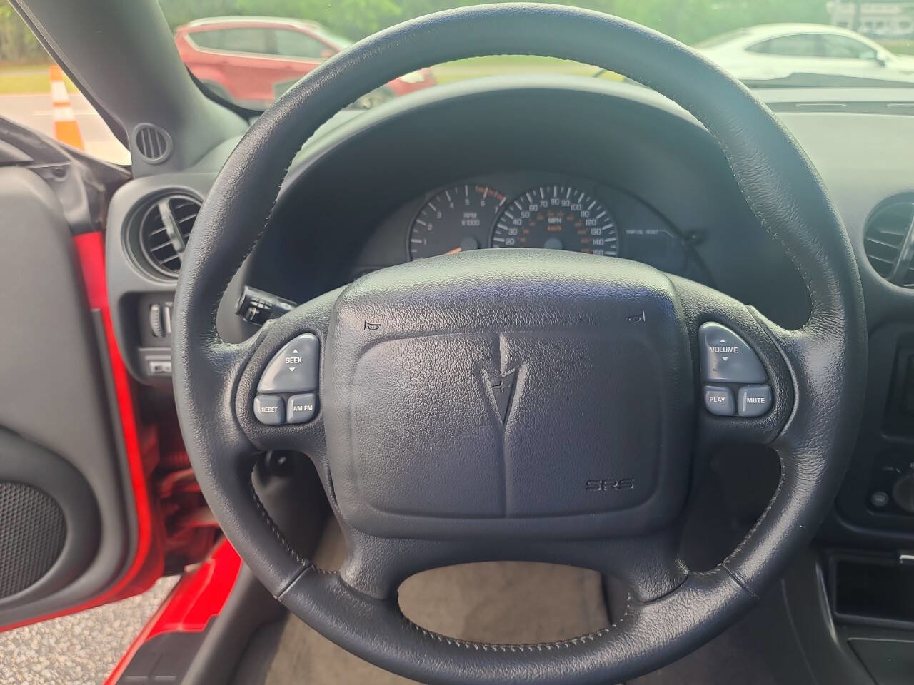 Used 1999 Pontiac Firebird Formula w/ Security Pkg RWD image 17