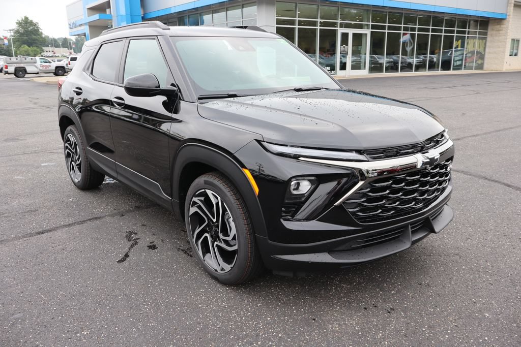 New 2026 Chevrolet TrailBlazer RS w/ Convenience Package FWD image 2