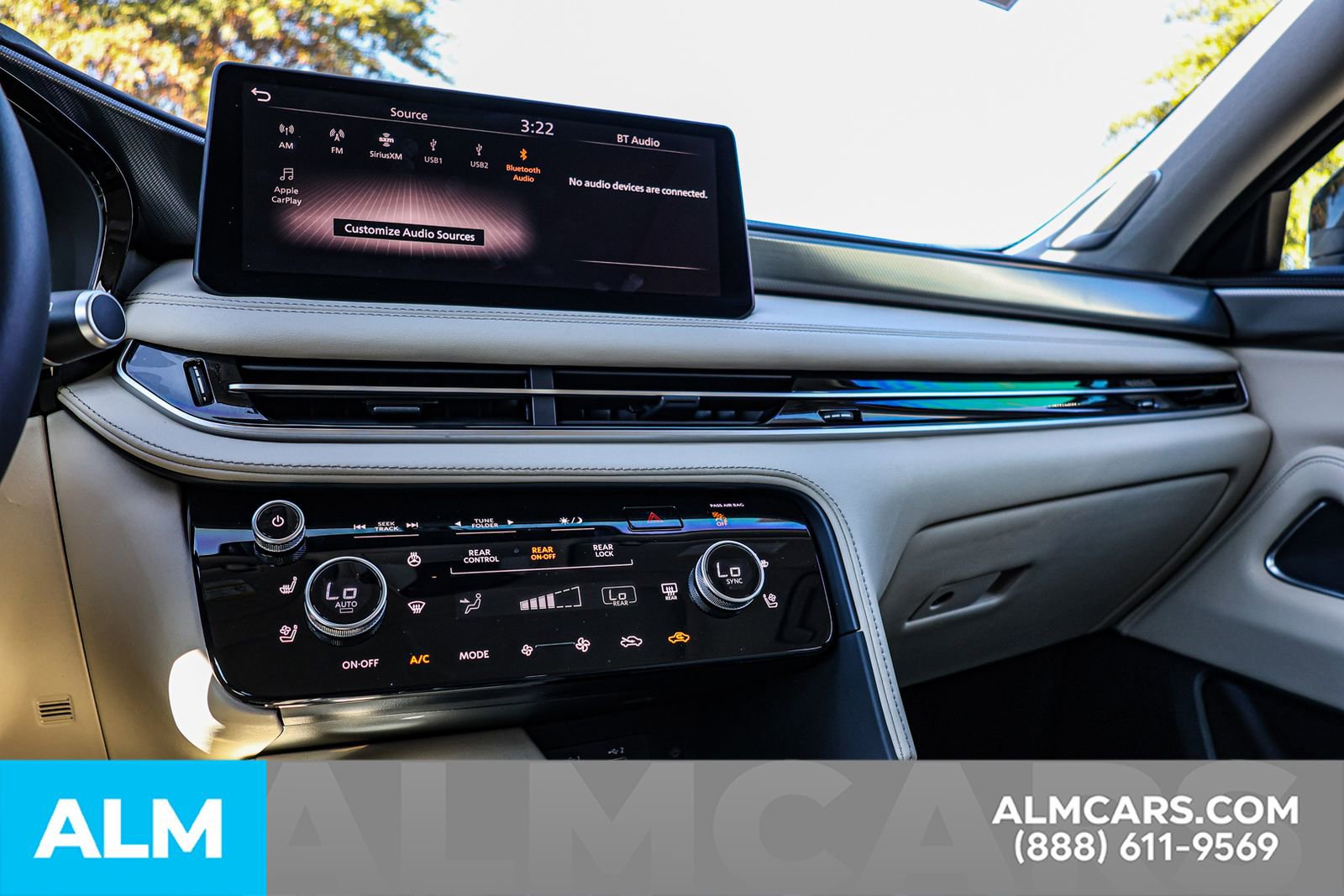 Used 2025 INFINITI QX60 Luxe w/ Cargo Package image 36