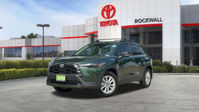 Used 2026 Toyota Corolla Cross LE FWD image 1