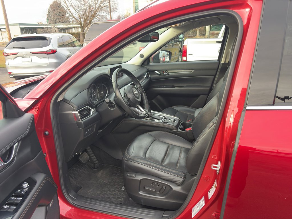 Used 2018 MAZDA CX-5 Grand Touring w/ Premium Package image 12