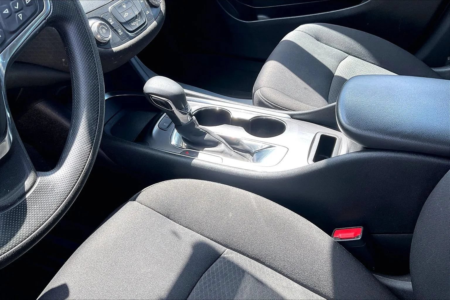 Used 2021 Chevrolet Malibu LS w/ Driver Confidence Package II FWD image 22