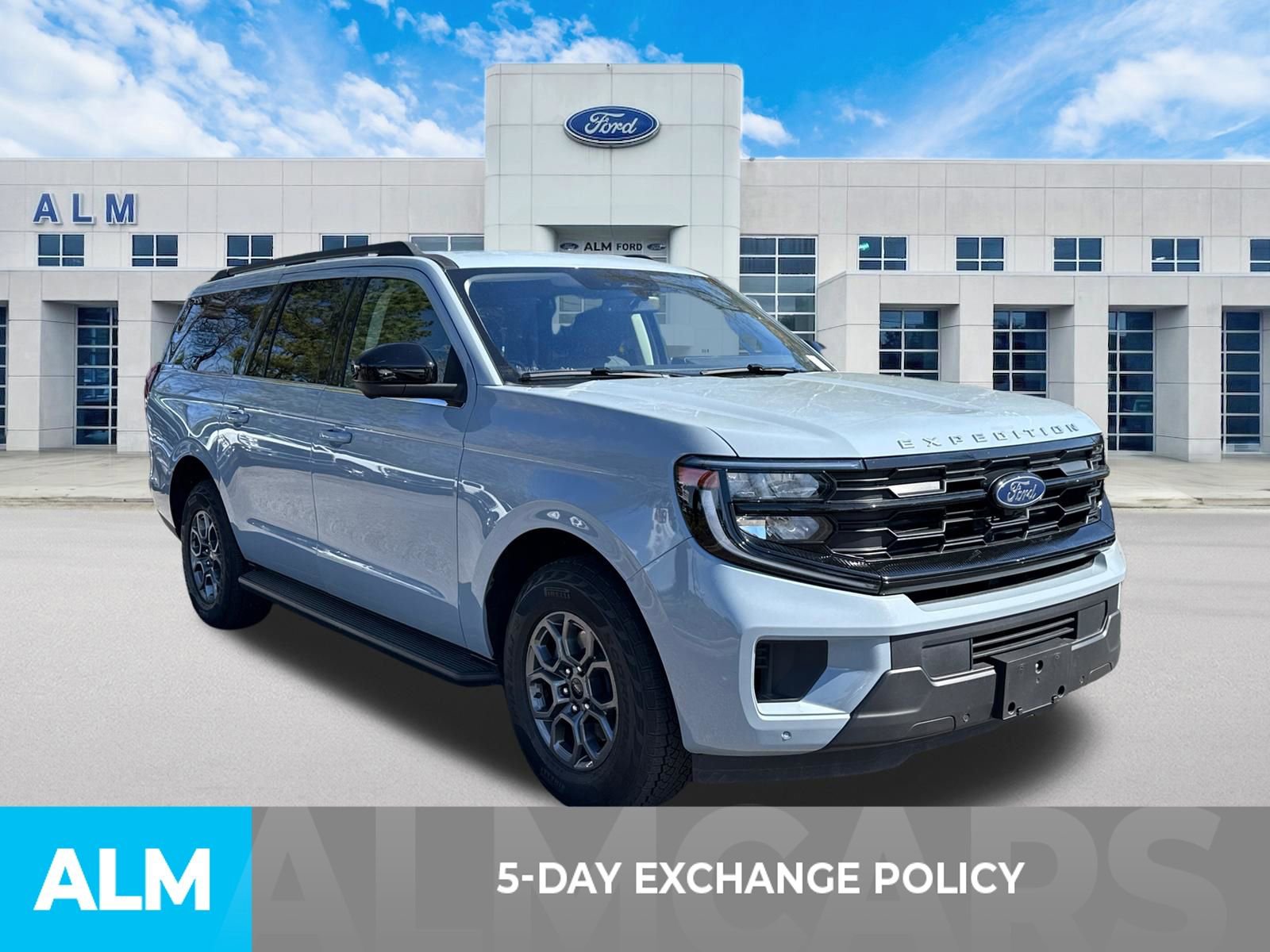 Certified 2025 Ford Expedition Max Active RWD image 3