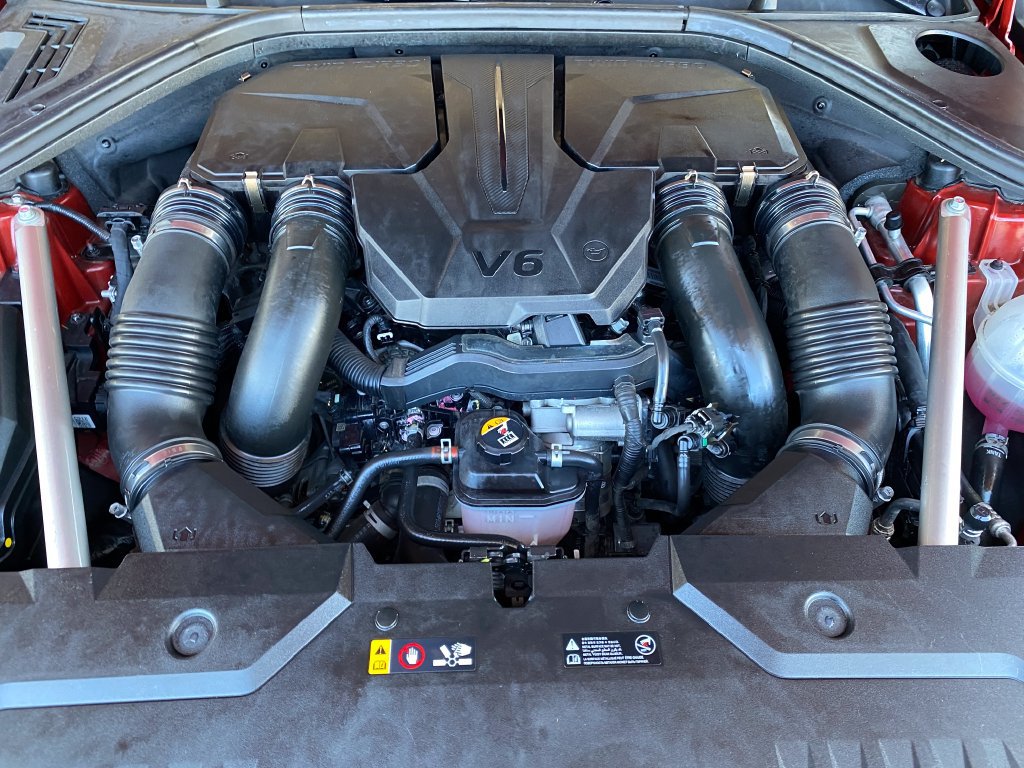 Certified 2022 Genesis GV70 3.5T Sport AWD/4WD image 10