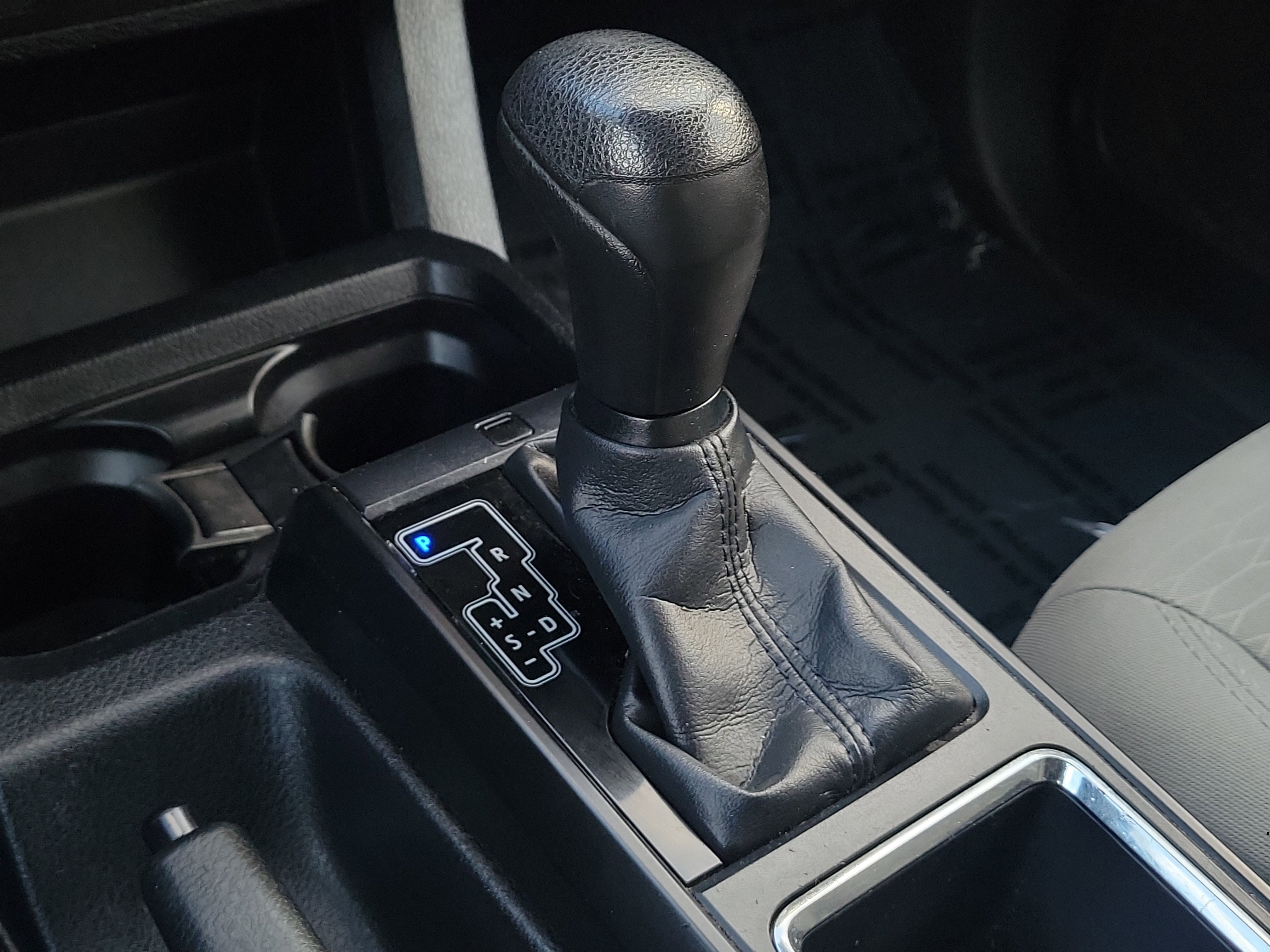 Certified 2019 Toyota Tacoma SR w/ SR Convenience Package image 29