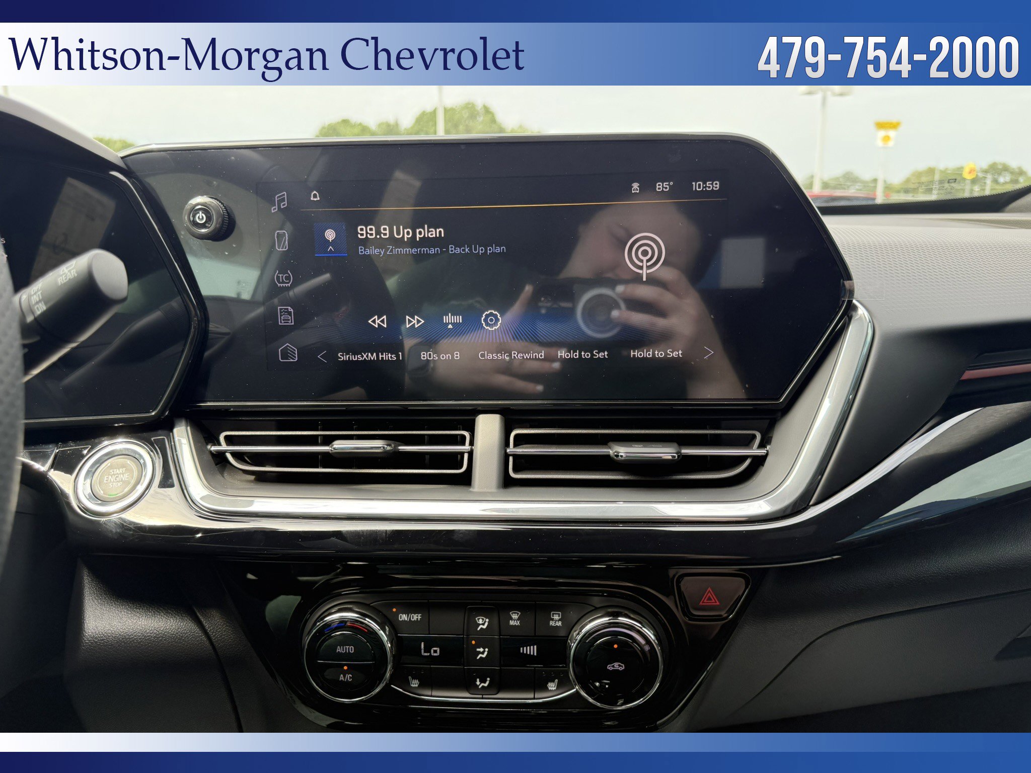 New 2025 Chevrolet Trax RS w/ Sunroof Package image 23
