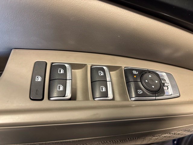 Used 2026 Kia Carnival FWD image 30