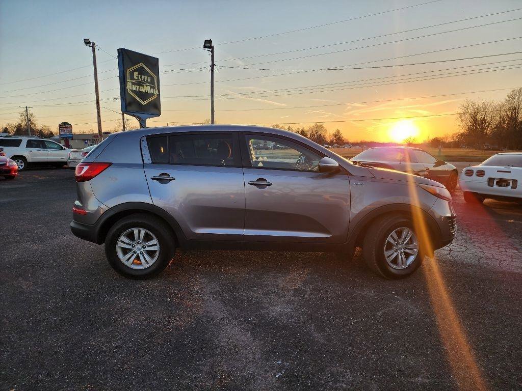 Used 2011 Kia Sportage LX image 3